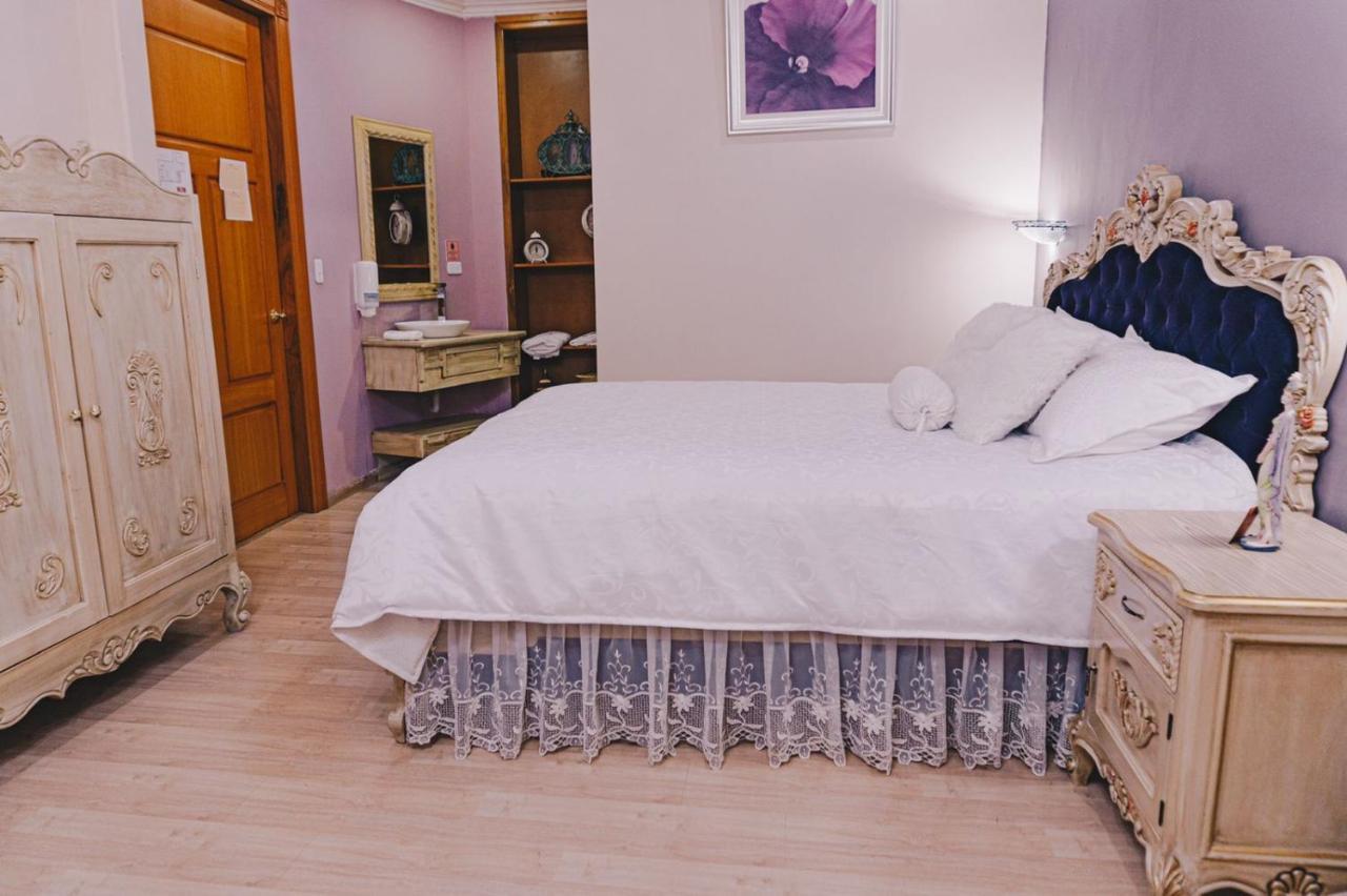 Hotel Boutique Casa Ruth En קואנקה מראה חיצוני תמונה