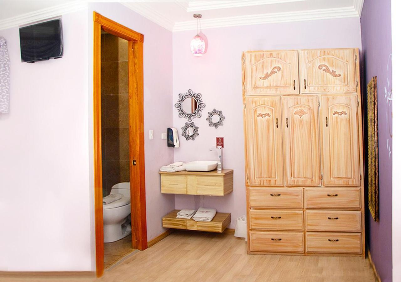Hotel Boutique Casa Ruth En קואנקה מראה חיצוני תמונה