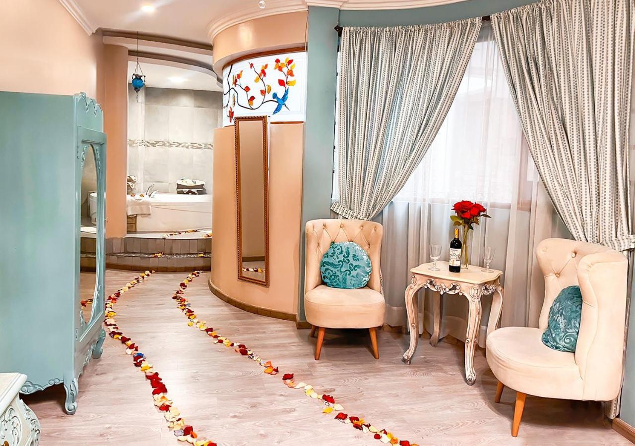 Hotel Boutique Casa Ruth En קואנקה מראה חיצוני תמונה