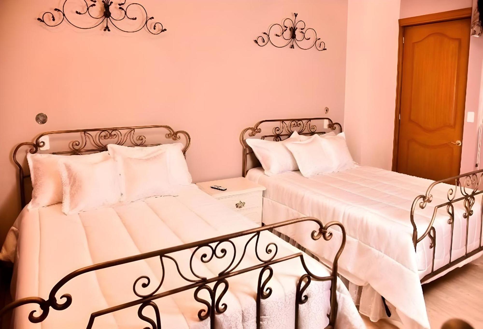 Hotel Boutique Casa Ruth En קואנקה מראה חיצוני תמונה