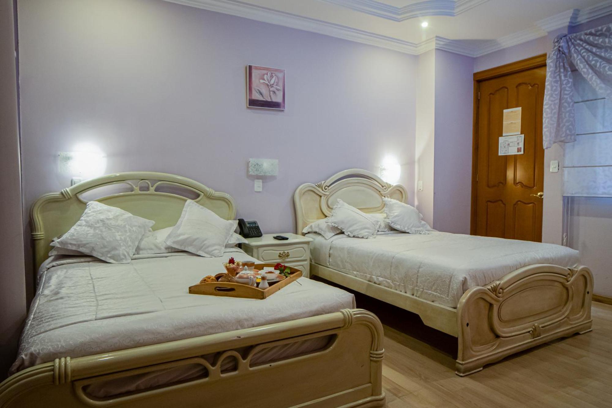 Hotel Boutique Casa Ruth En קואנקה מראה חיצוני תמונה