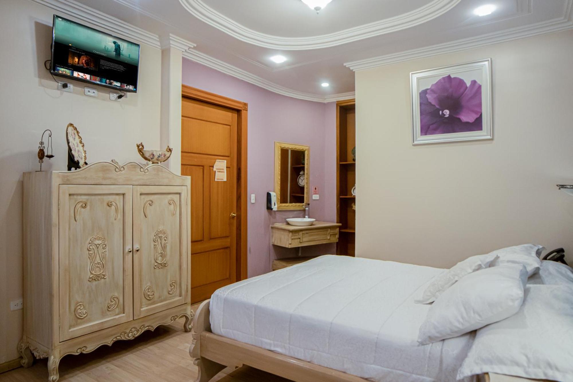 Hotel Boutique Casa Ruth En קואנקה מראה חיצוני תמונה