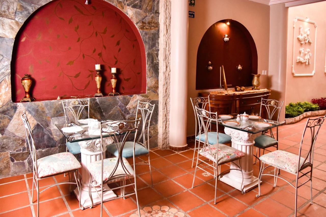 Hotel Boutique Casa Ruth En קואנקה מראה חיצוני תמונה